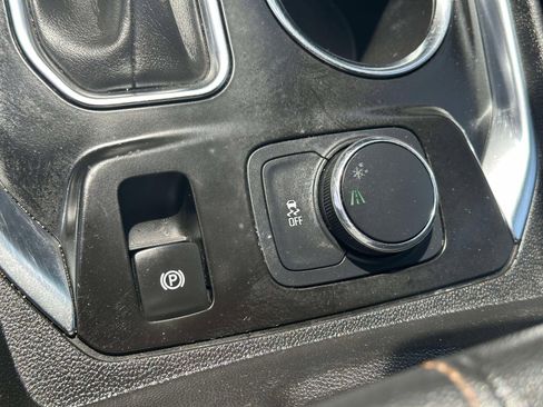 Used 2021 Chevrolet Traverse LS w/ LPO, Cargo Package FWD image 29