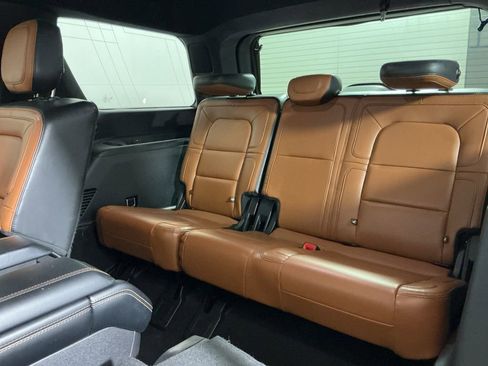 Used 2020 Lincoln Navigator Reserve w/ Equipment Group 208A Reserve image 30