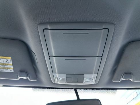 Used 2012 Ford F150 XLT w/ XLT Chrome Pkg image 31