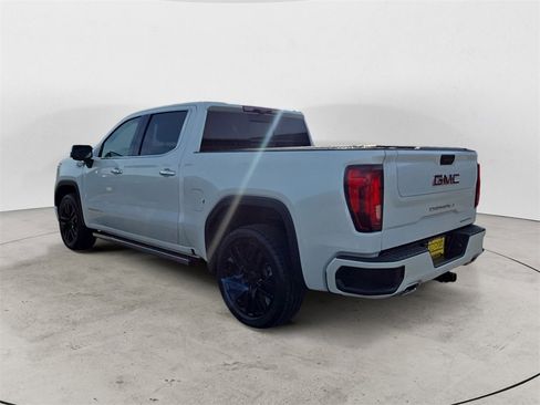 Used 2022 GMC Sierra 1500 Denali image 3