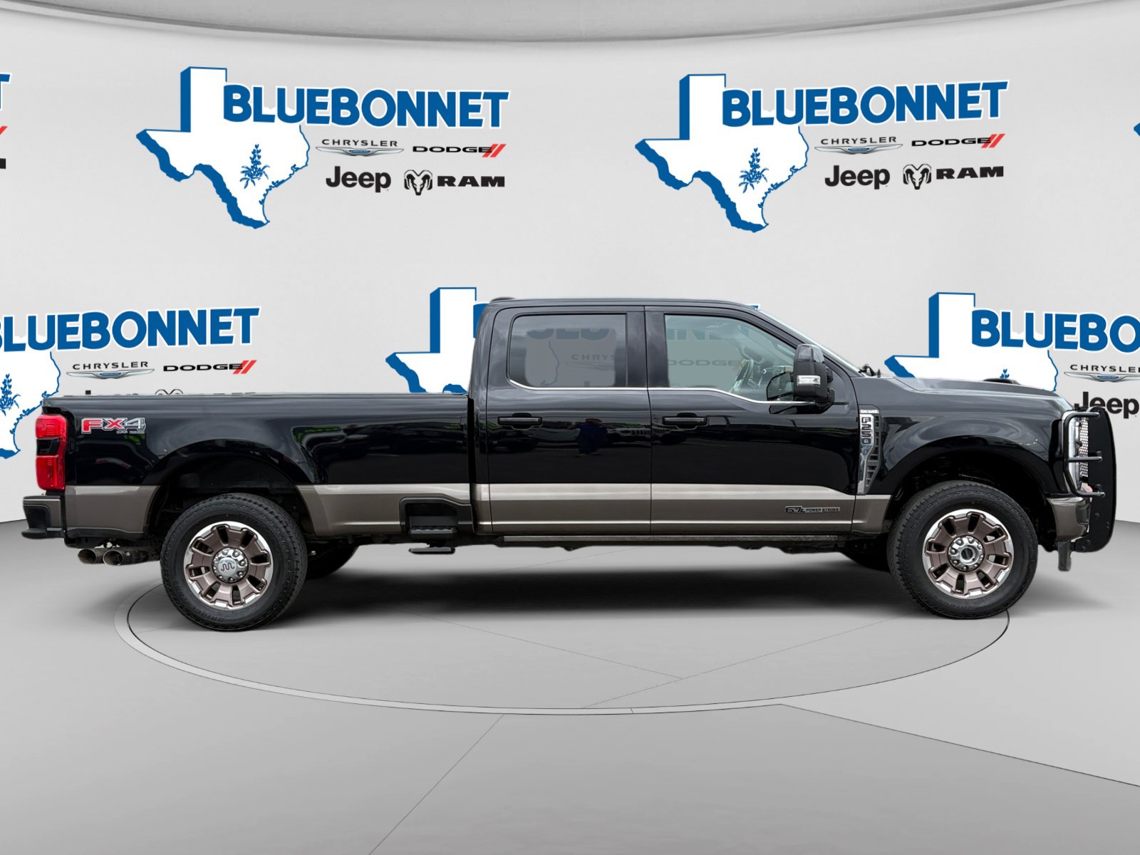 Used 2023 Ford F250 King Ranch AWD/4WD image 4