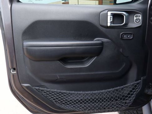 Used 2019 Jeep Wrangler Unlimited Sport S AWD/4WD image 20