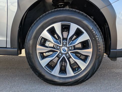 Certified 2025 Subaru Outback Limited image 7