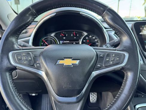 Used 2017 Chevrolet Malibu Hybrid w/ Leather Package FWD image 40