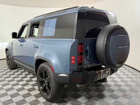 Used 2024 Land Rover Defender 110 S AWD/4WD image 3