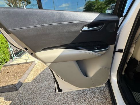 Used 2020 Cadillac XT4 Premium Luxury w/ Driver Awareness Package image 35