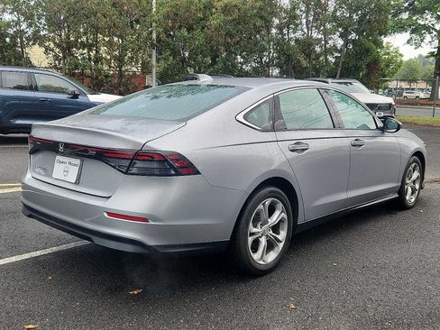 Used 2023 Honda Accord EX image 6