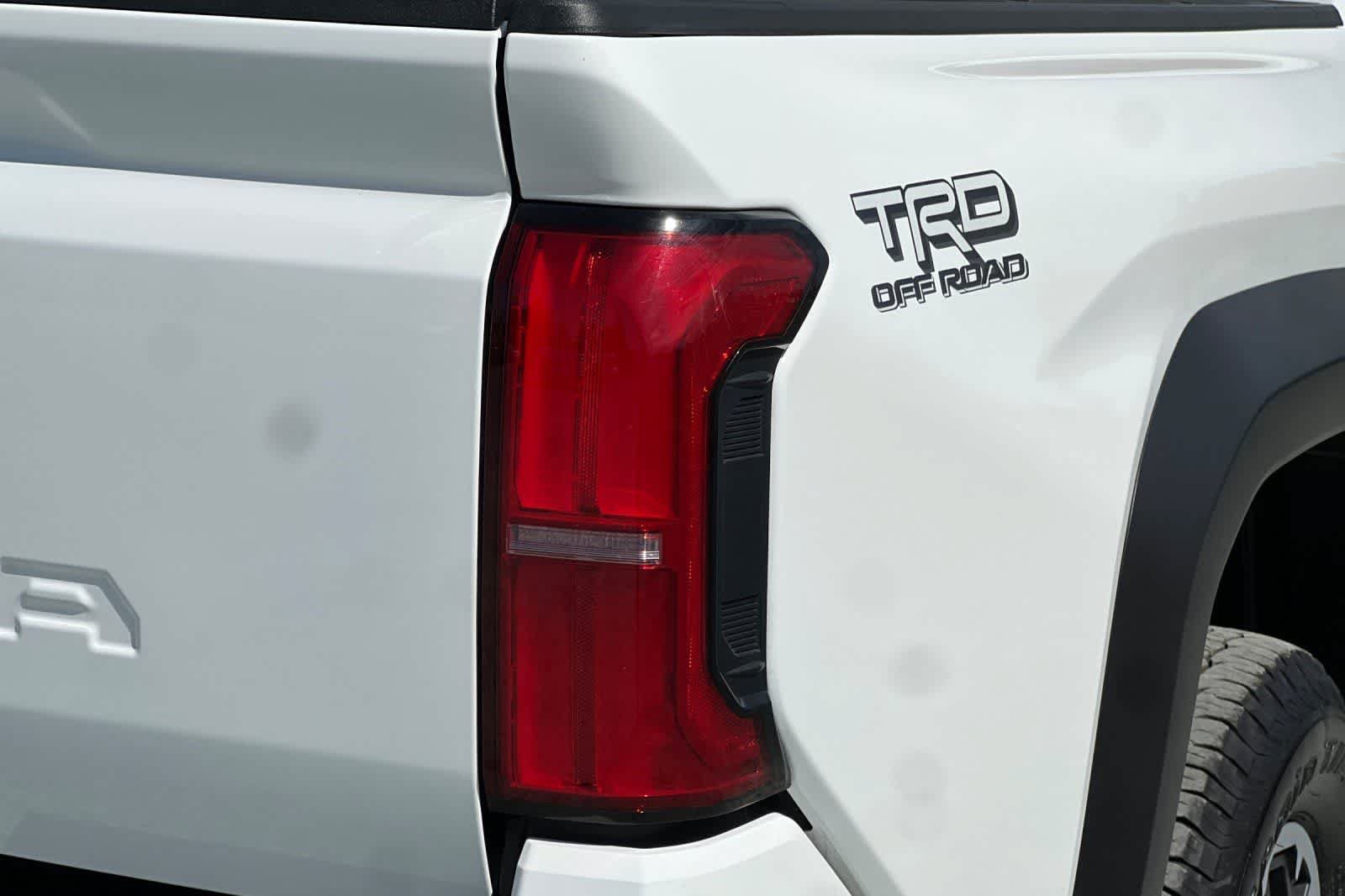Used 2025 Toyota Tacoma TRD Off-Road AWD/4WD image 31