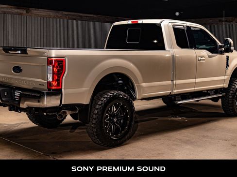 Used 2017 Ford F350 Lariat image 8