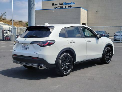 Certified 2026 Honda HR-V Sport image 5