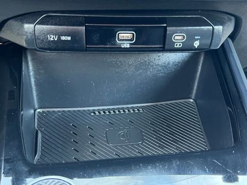 Used 2023 Kia Niro EX FWD image 24