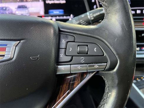 Used 2022 Cadillac Escalade ESV Premium Luxury image 26