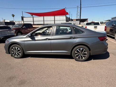 Used 2025 Volkswagen Jetta S image 6