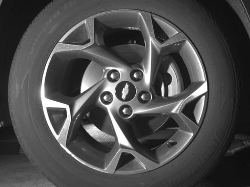 Used 2025 Chevrolet Trax LT FWD image 13