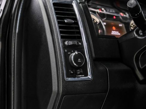 Used 2016 RAM 2500 Laramie w/ Sport Appearance Group AWD/4WD image 35