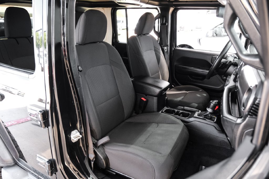 Used 2020 Jeep Wrangler Unlimited Sport AWD/4WD image 33