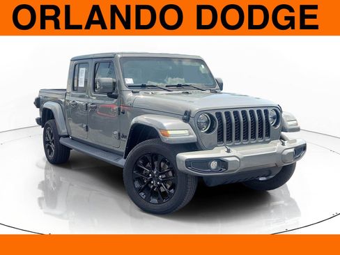 Used 2023 Jeep Gladiator Overland AWD/4WD image 1