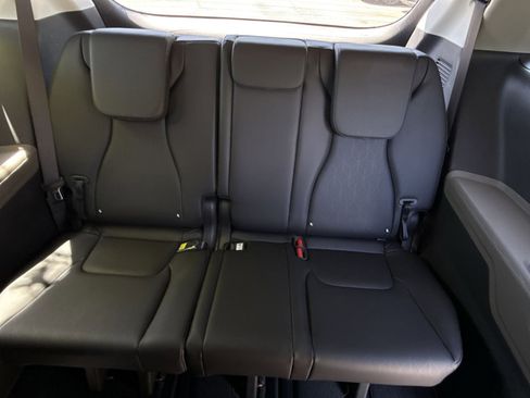 New 2026 Kia Carnival SX FWD image 43