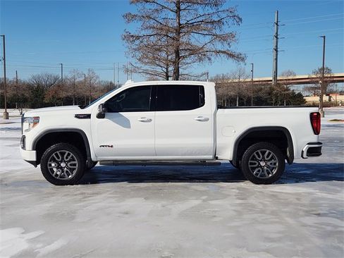 Used 2020 GMC Sierra 1500 AT4 w/ AT4 Premium Package image 4