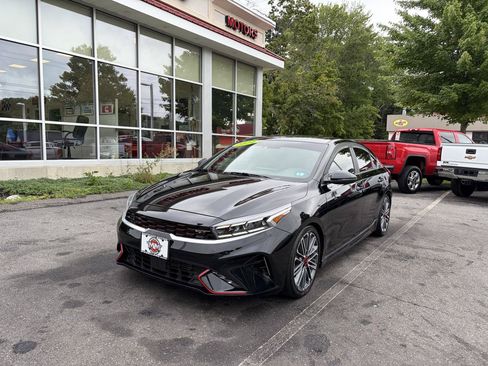 Used 2024 Kia Forte GT w/ GT2 Package FWD image 2
