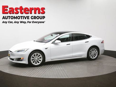 Used 2018 Tesla Model S P100D image 54
