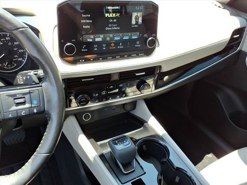 Used 2022 Nissan Rogue SL w/ SL Premium Package FWD image 23