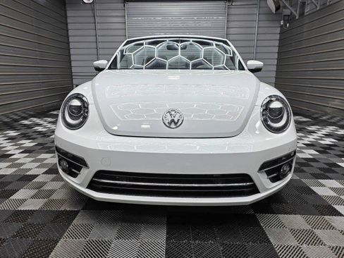Used 2019 Volkswagen Beetle 2.0T FWD image 3