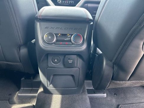Certified 2026 Ford Explorer ST-Line w/ ST-Line Street Pack RWD image 17