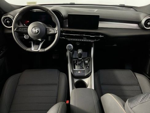 Used 2024 Alfa Romeo Tonale Ti image 14