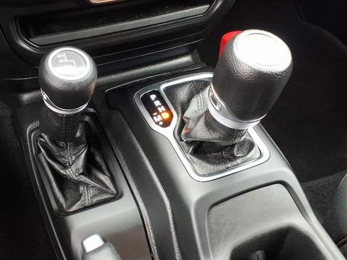 Used 2021 Jeep Wrangler Unlimited Sport image 9