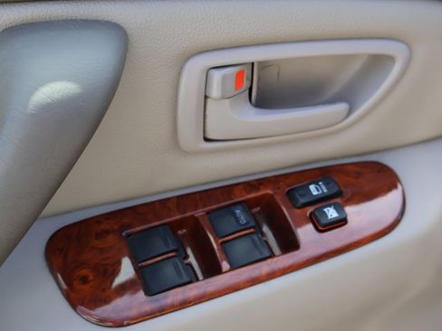 Used 2006 Toyota Tundra Limited image 10