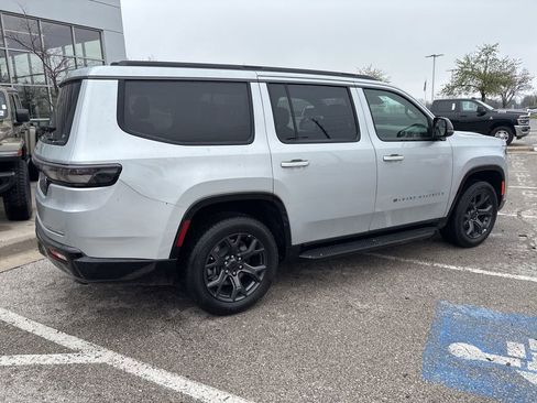 New 2026 Jeep Grand Wagoneer Limited AWD/4WD image 30