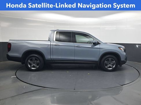 Certified 2023 Honda Ridgeline RTL-E image 3