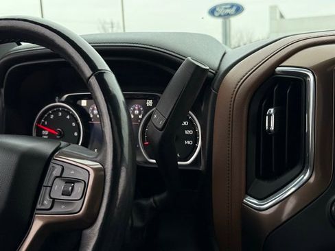 Used 2019 Chevrolet Silverado 1500 High Country w/ Technology Package image 29