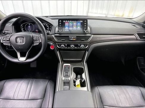 Used 2019 Honda Accord Touring image 15