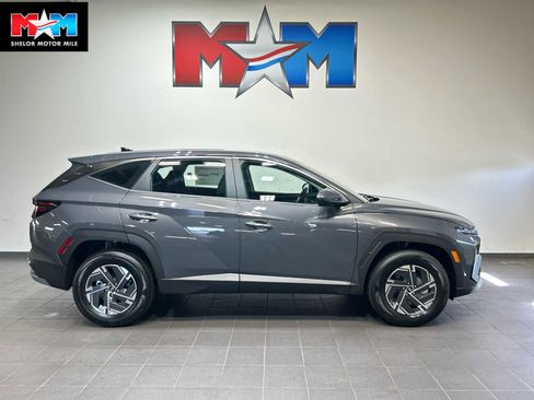 New 2026 Hyundai Tucson Blue SE AWD/4WD image 1