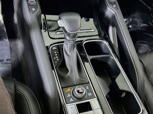 Used 2025 Kia Telluride EX X-Line AWD/4WD image 17