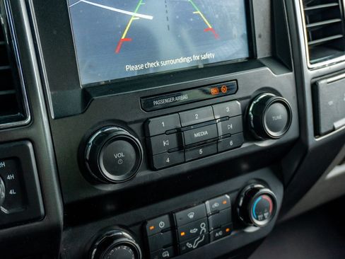 Used 2020 Ford F250 XLT AWD/4WD image 25