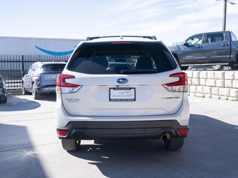 Used 2022 Subaru Forester Limited image 6