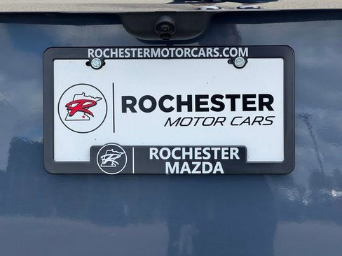 Used 2021 Ford Explorer Limited w/ Equipment Group 301A AWD/4WD image 37