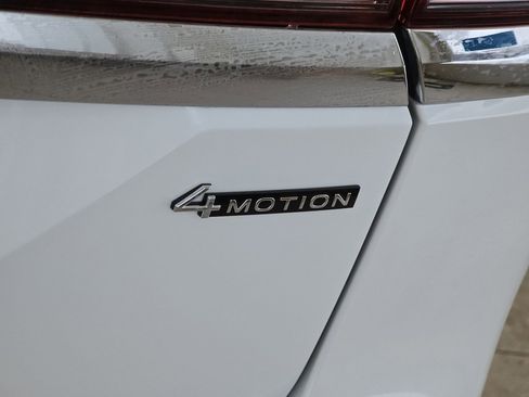 New 2026 Volkswagen Atlas SE image 3