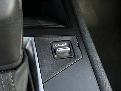 Certified 2025 Nissan Kicks S image 19