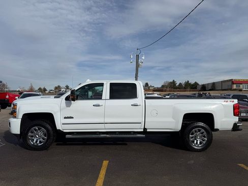 Used 2019 Chevrolet Silverado 3500 High Country w/ Duramax Plus Package image 6
