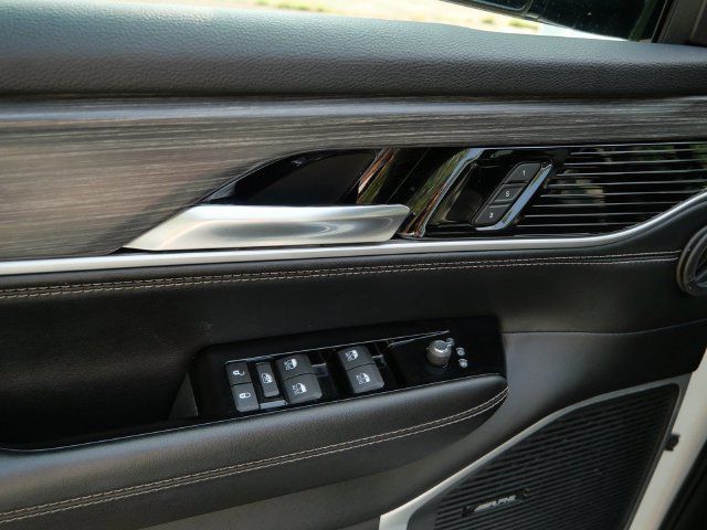 Used 2024 Jeep Wagoneer Series II w/ Flexible Seating Group AWD/4WD image 16