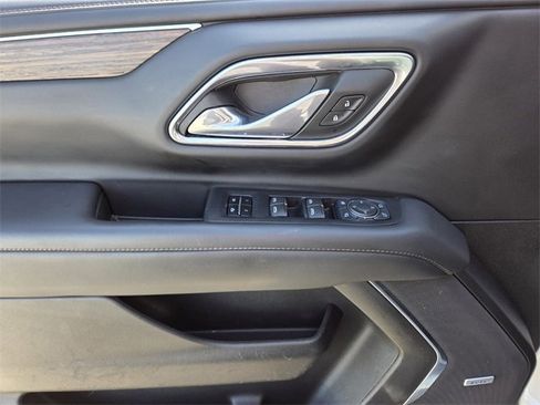 Used 2024 Chevrolet Suburban High Country w/ Premium Package 2 image 18