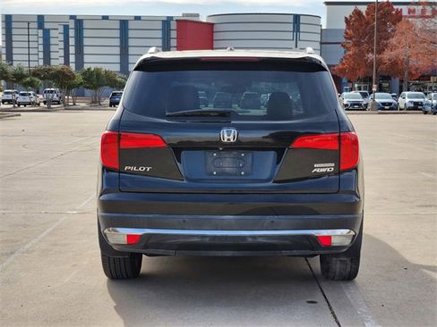 Used 2016 Honda Pilot Touring image 28
