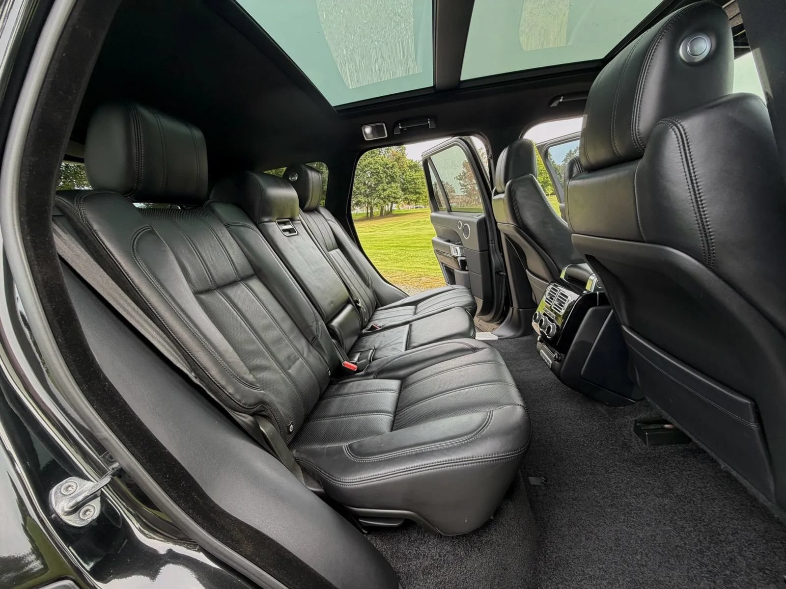 Used 2015 Land Rover Range Rover HSE AWD/4WD image 73
