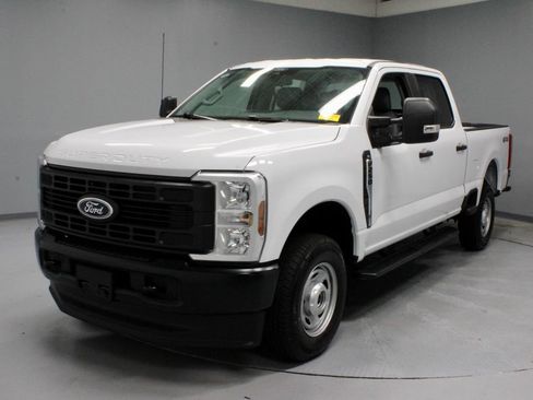 Certified 2026 Ford F250 XL AWD/4WD image 6