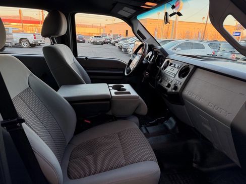 Used 2011 Ford F250 XL image 11