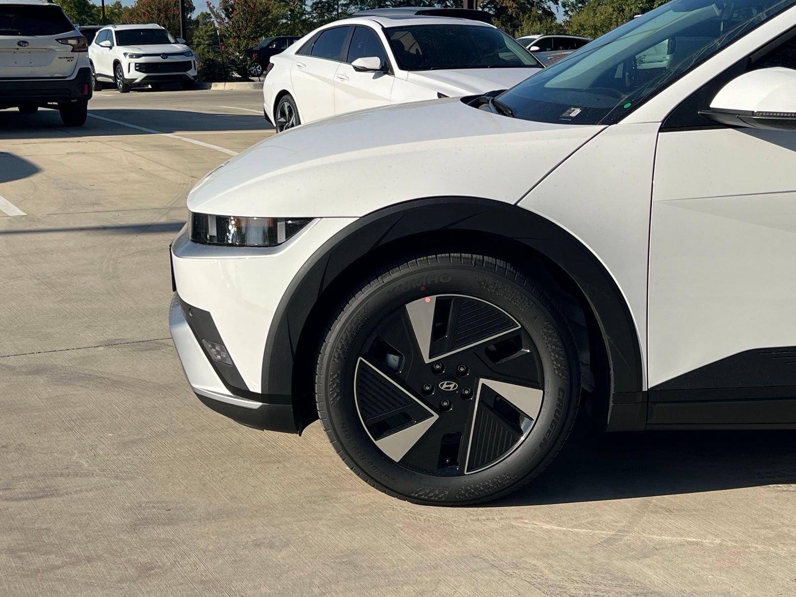 New 2027 Hyundai Ioniq 5 SE RWD image 8